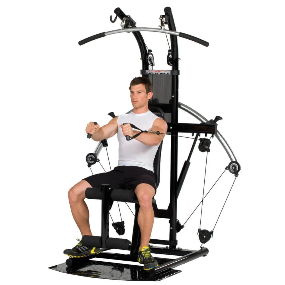 Multigym med cylindermotstånd och transporthjul